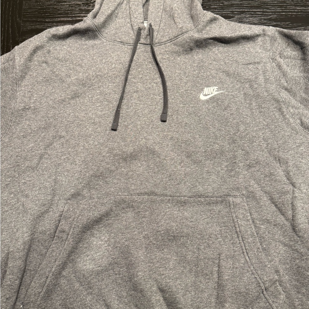 Nike Men's Gray Hoodie